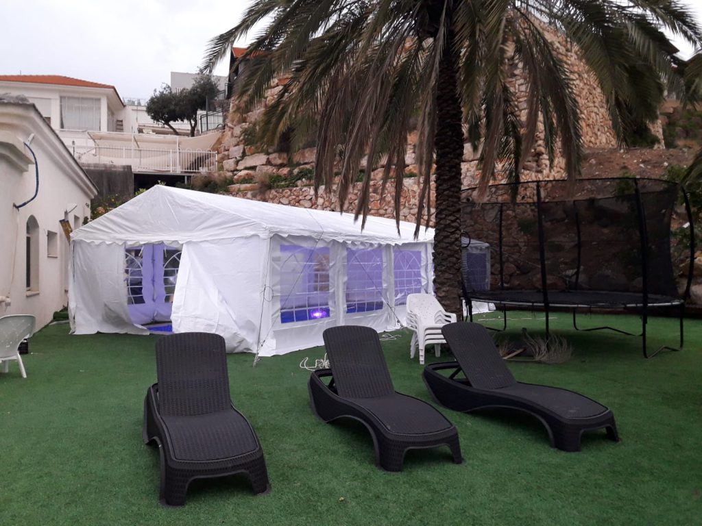 אוהלים להשכרה, אוהלים למכירה
