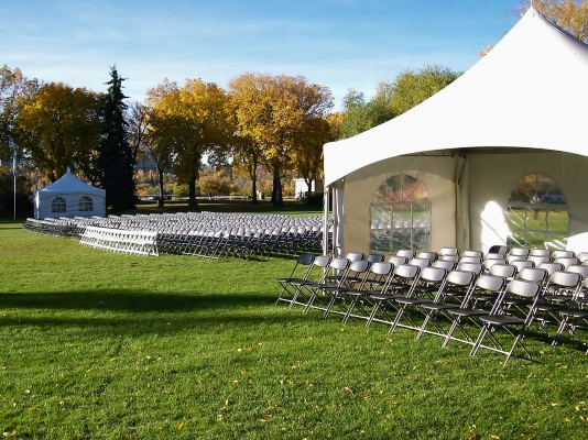 המקום הנכון לקנות אוהלים מאלומיניום